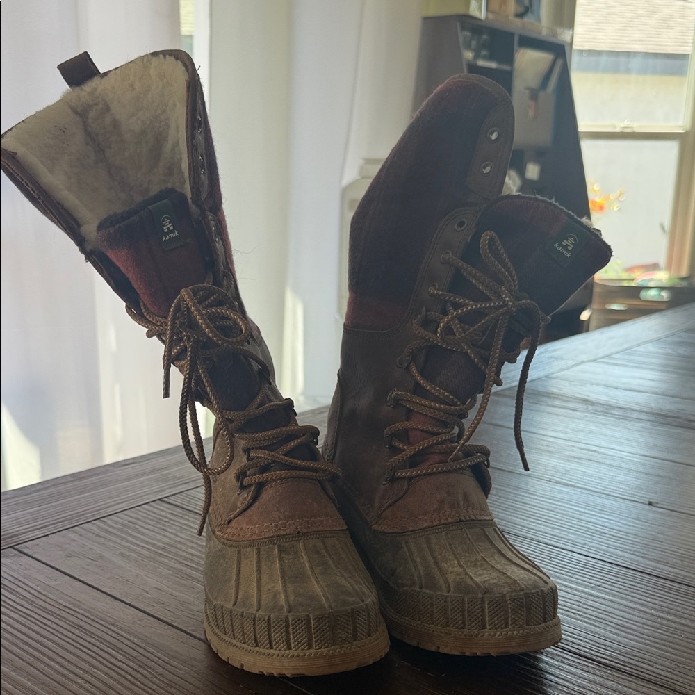 Kamik Brown Lace Up Boots